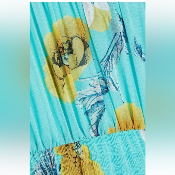 NEW DVF Lupin Floral-Print Plissé Chiffon Midi Dress Sz 6 Turquoise Floral - Picture 5 of 14
